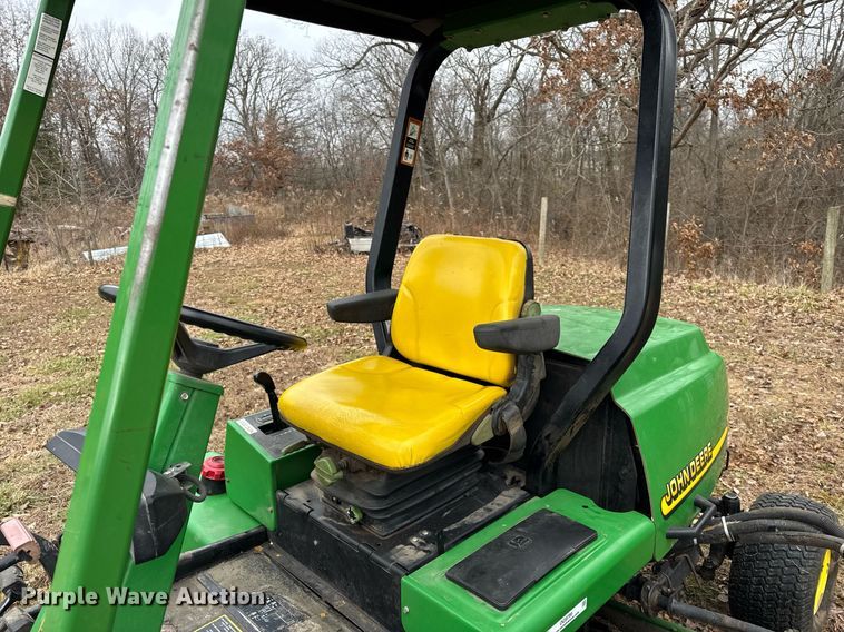 image for item OG9786 2000 John Deere  3235B reel mower