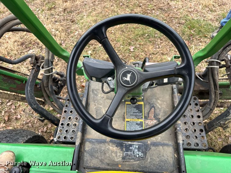 image for item OG9786 2000 John Deere  3235B reel mower
