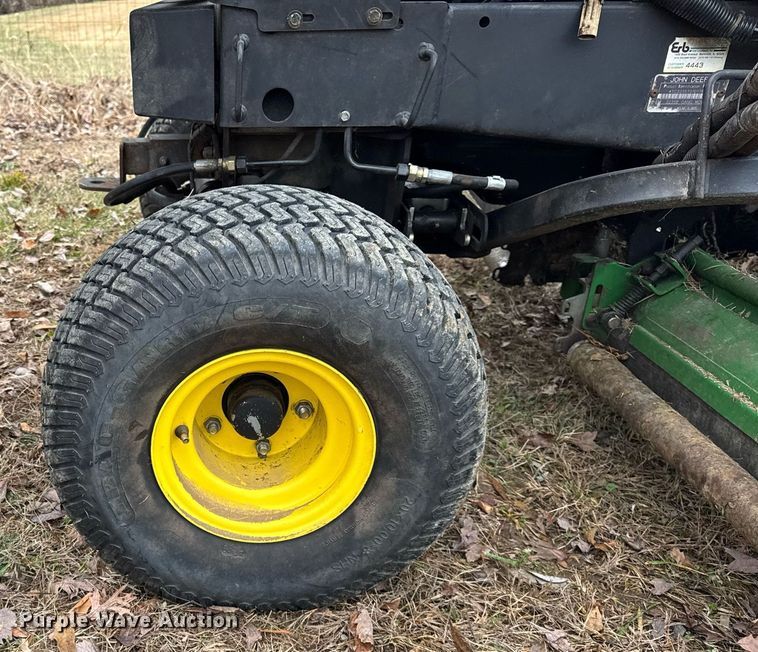 image for item OG9786 2000 John Deere  3235B reel mower