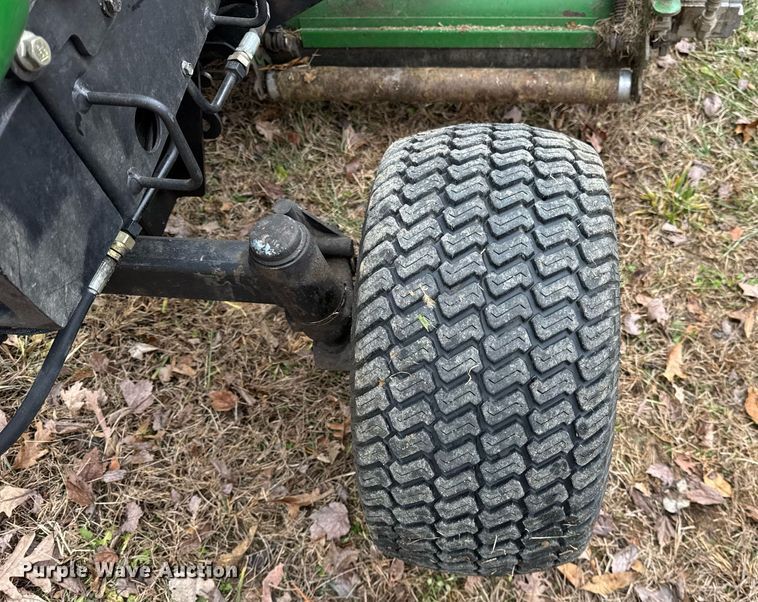 image for item OG9786 2000 John Deere  3235B reel mower