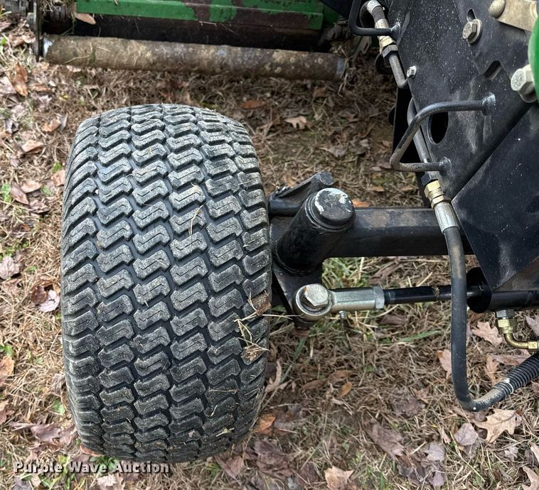 image for item OG9786 2000 John Deere  3235B reel mower