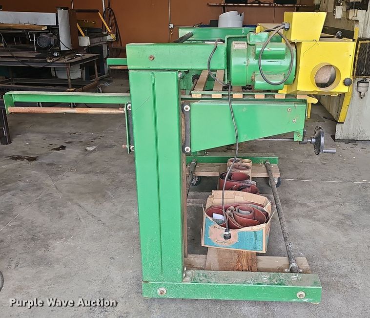 image for item OJ9330 Woodtek belt sander