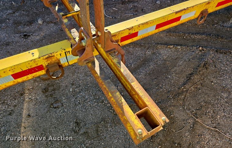 image for item YA0156 1994 Shop built pole trailer