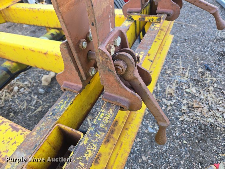 image for item YA0156 1994 Shop built pole trailer