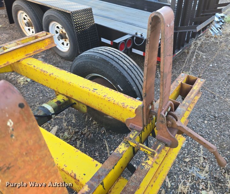 image for item YA0156 1994 Shop built pole trailer