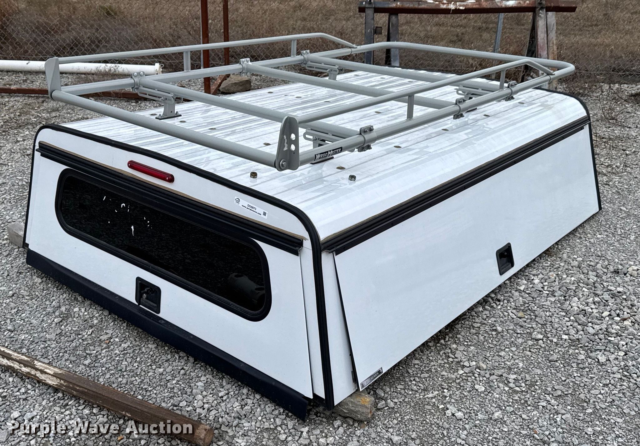 Pickup truck topper in Vinita, OK | Item DO0073 sold | Purple Wave