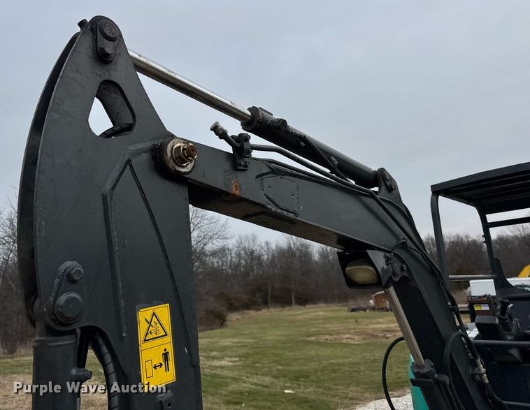 image for item DH9571 IHI Construction Machinery Limited 30V4 mini excavator