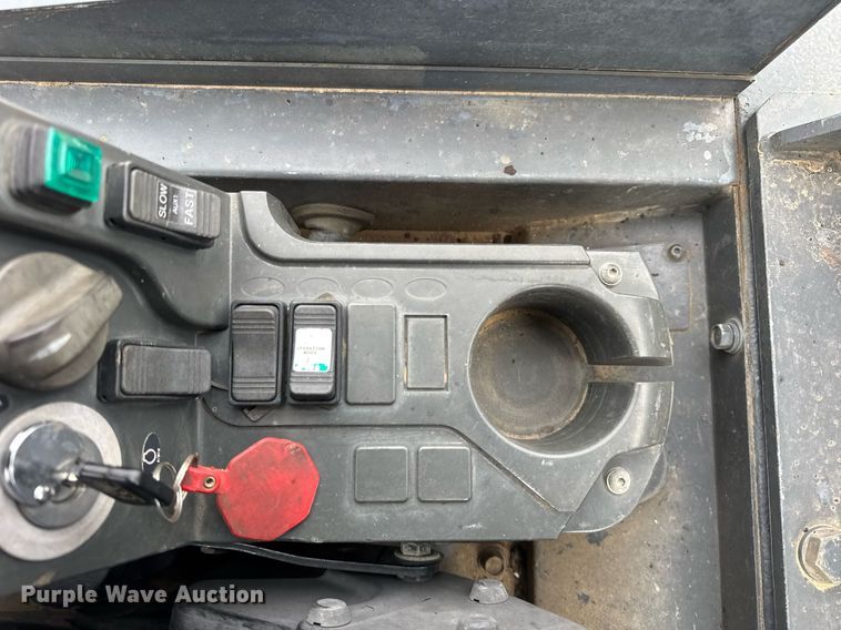 image for item DH9571 IHI Construction Machinery Limited 30V4 mini excavator