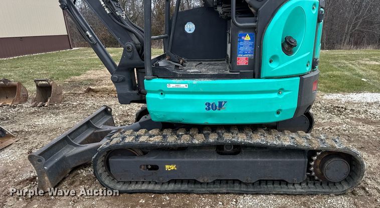 image for item DH9571 IHI Construction Machinery Limited 30V4 mini excavator