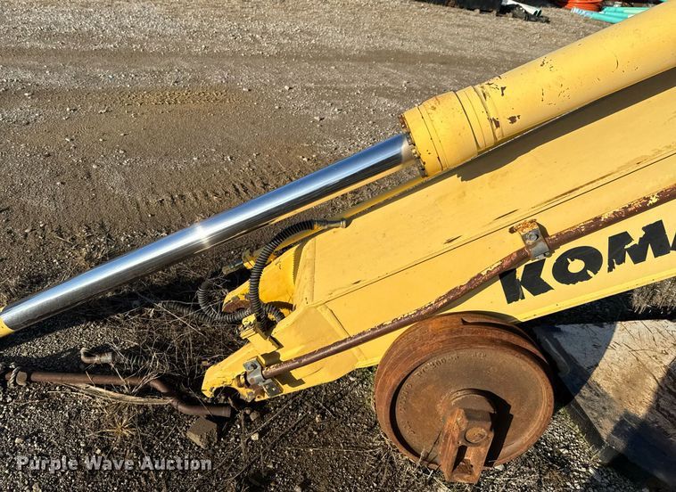 image for item DJ9739 2002 Komatsu PC200LC-6LE excavator