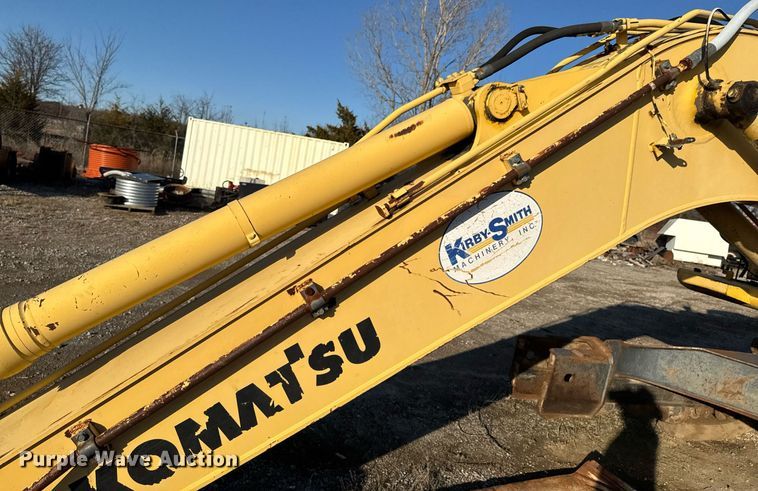 image for item DJ9739 2002 Komatsu PC200LC-6LE excavator