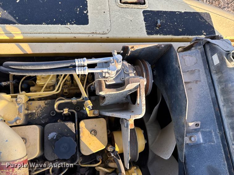 image for item DJ9739 2002 Komatsu PC200LC-6LE excavator