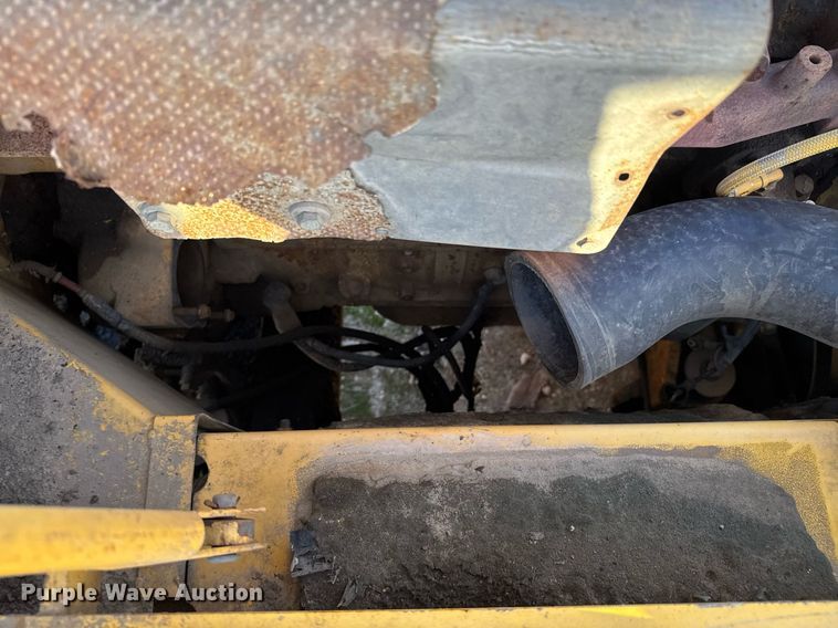 image for item DJ9739 2002 Komatsu PC200LC-6LE excavator