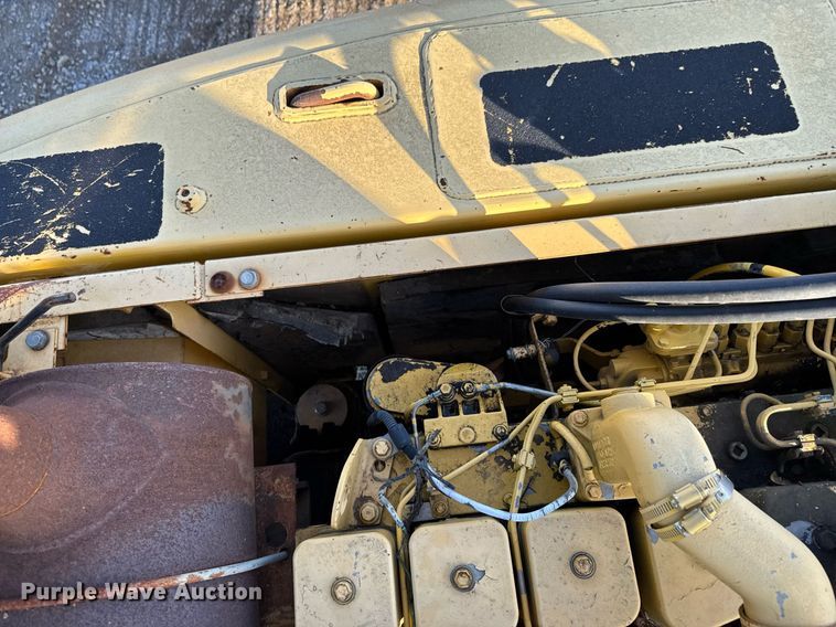 image for item DJ9739 2002 Komatsu PC200LC-6LE excavator