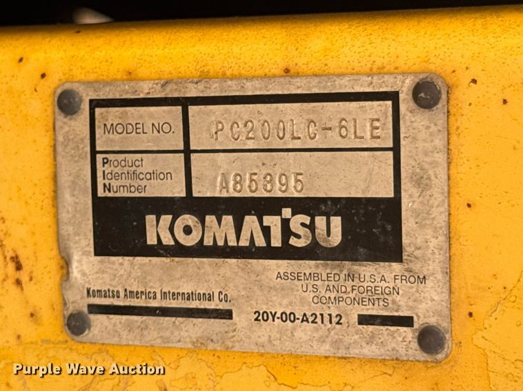 image for item DJ9739 2002 Komatsu PC200LC-6LE excavator