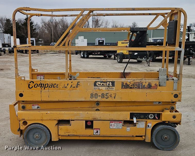 image for item DM0593 2011 Haulotte Compact 2032E scissor lift