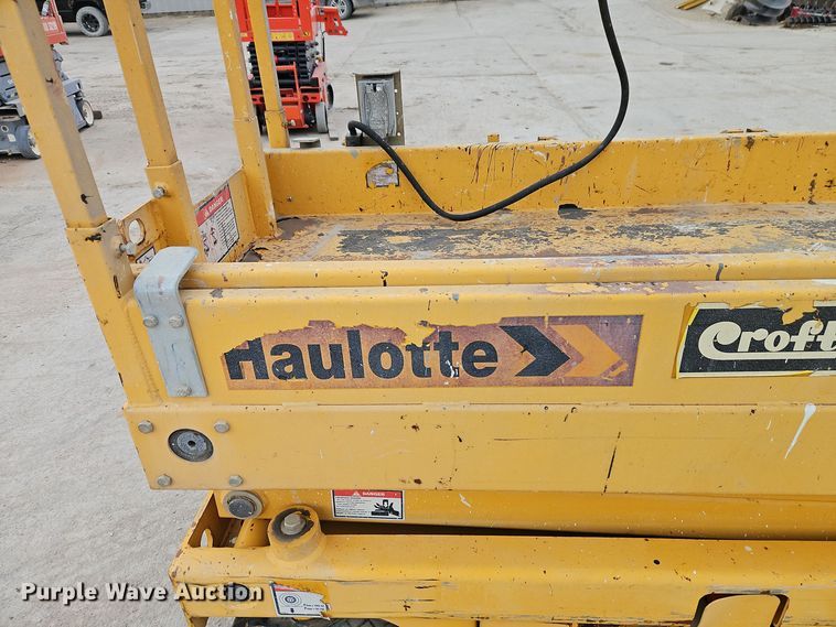 image for item DM0593 2011 Haulotte Compact 2032E scissor lift