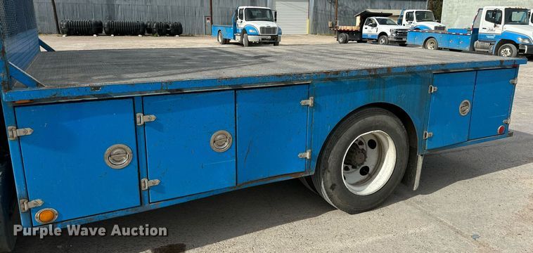 image for item DP6065 2013 Freightliner FL112 flatbed truck