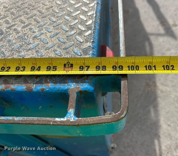 image for item DP6065 2013 Freightliner FL112 flatbed truck