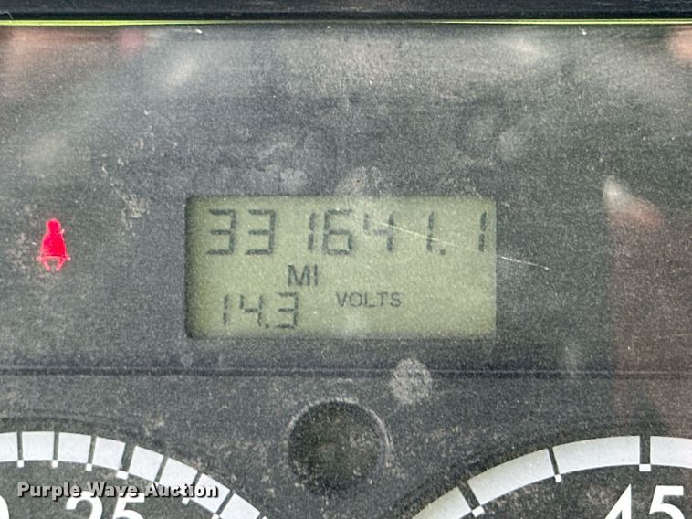 image for item DP6065 2013 Freightliner FL112 flatbed truck