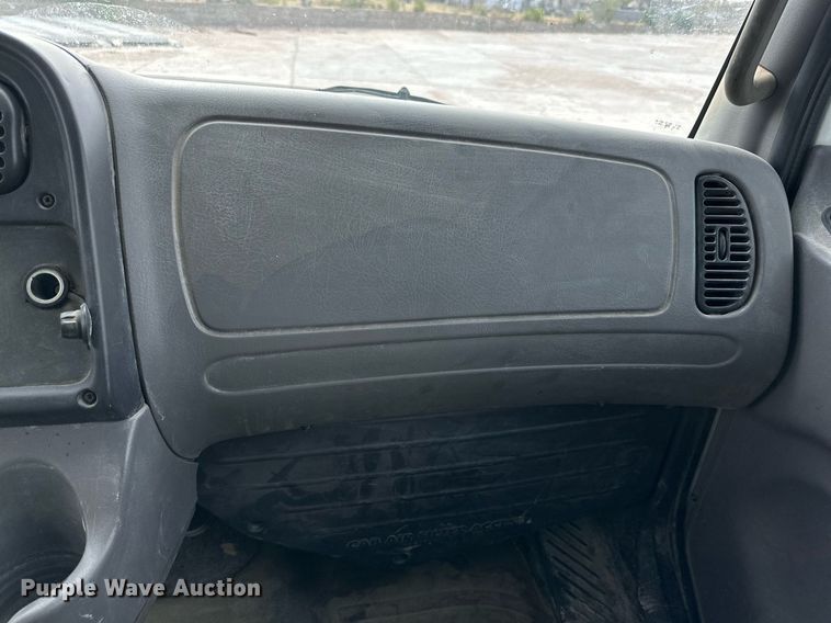 image for item DP6065 2013 Freightliner FL112 flatbed truck