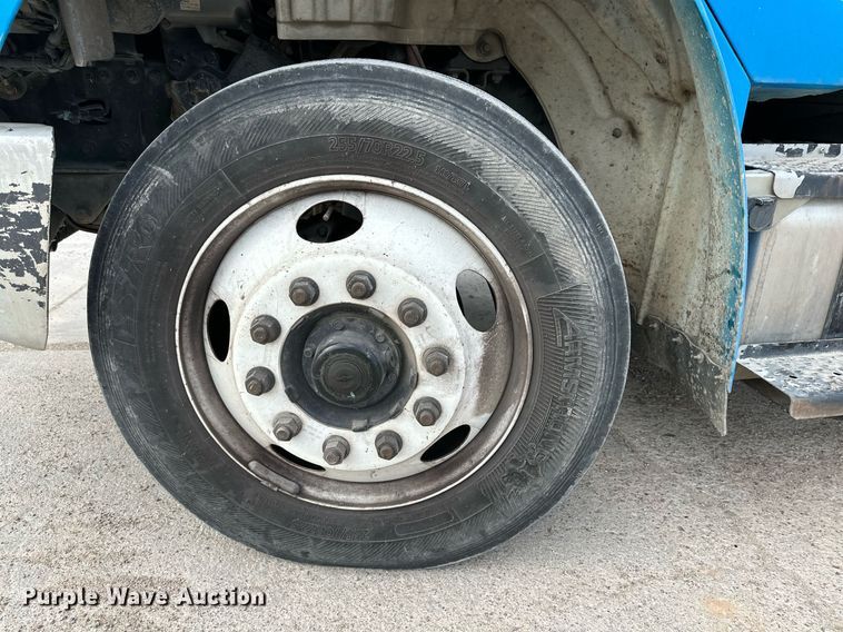 image for item DP6065 2013 Freightliner FL112 flatbed truck