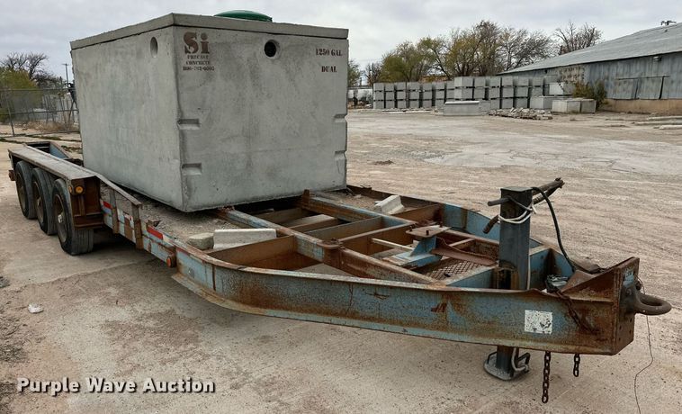 image for item DP6070 2001 Belshe T-18 equipment trailer