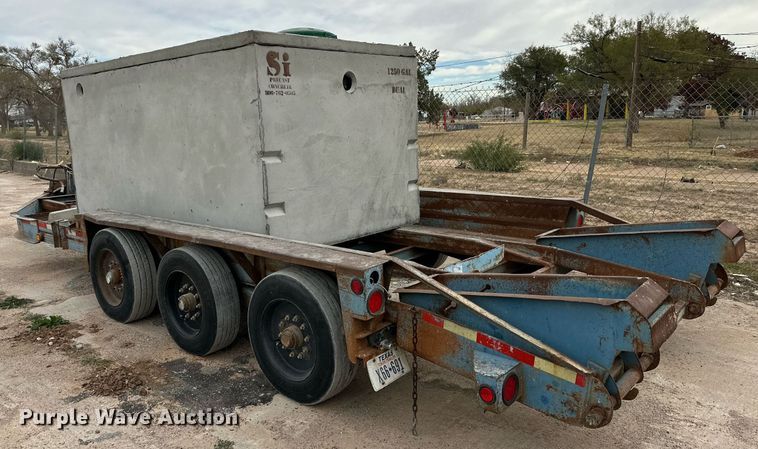 image for item DP6070 2001 Belshe T-18 equipment trailer