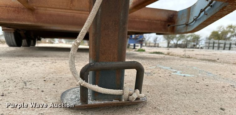 image for item DP6070 2001 Belshe T-18 equipment trailer