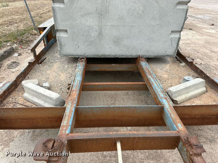 image for item DP6070 2001 Belshe T-18 equipment trailer