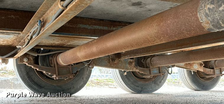 image for item DP6070 2001 Belshe T-18 equipment trailer