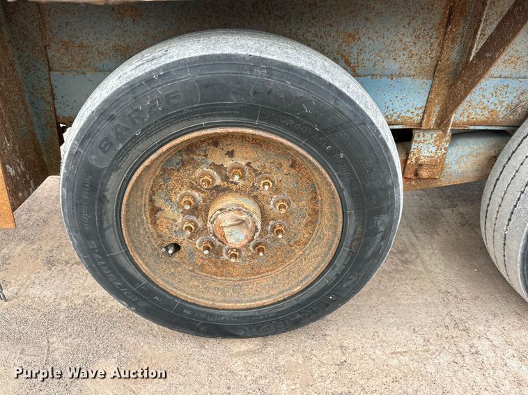 image for item DP6070 2001 Belshe T-18 equipment trailer