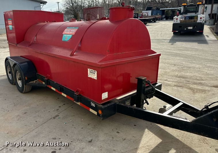 image for item DQ6547 1999 Holden fuel trailer