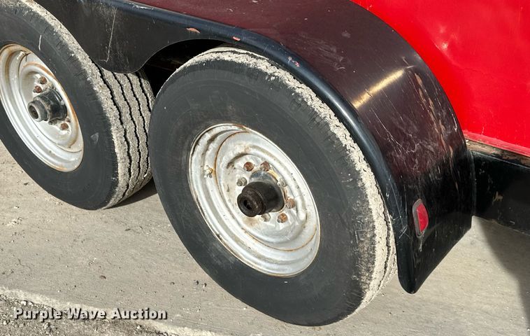 image for item DQ6547 1999 Holden fuel trailer