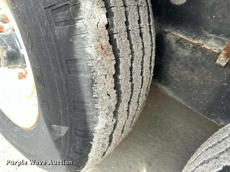 image for item DQ6547 1999 Holden fuel trailer