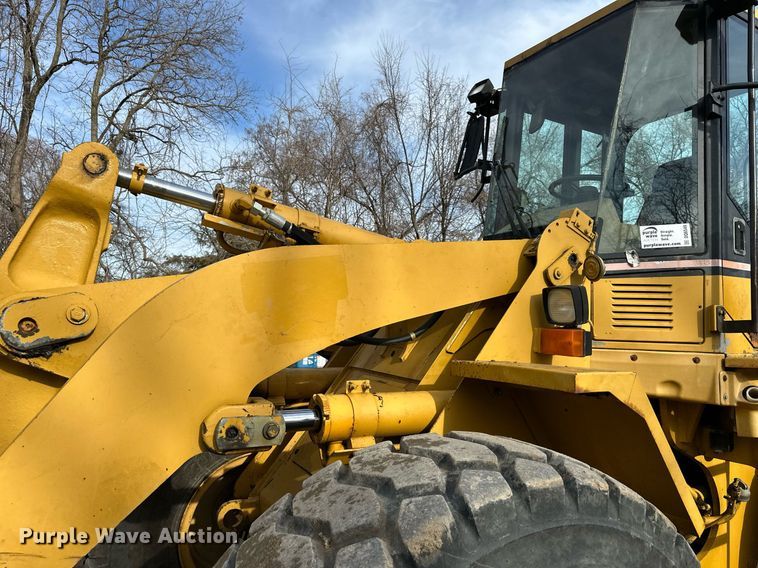 image for item DQ6549 1996 Caterpillar 928F wheel loader