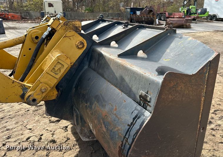 image for item DQ6549 1996 Caterpillar 928F wheel loader