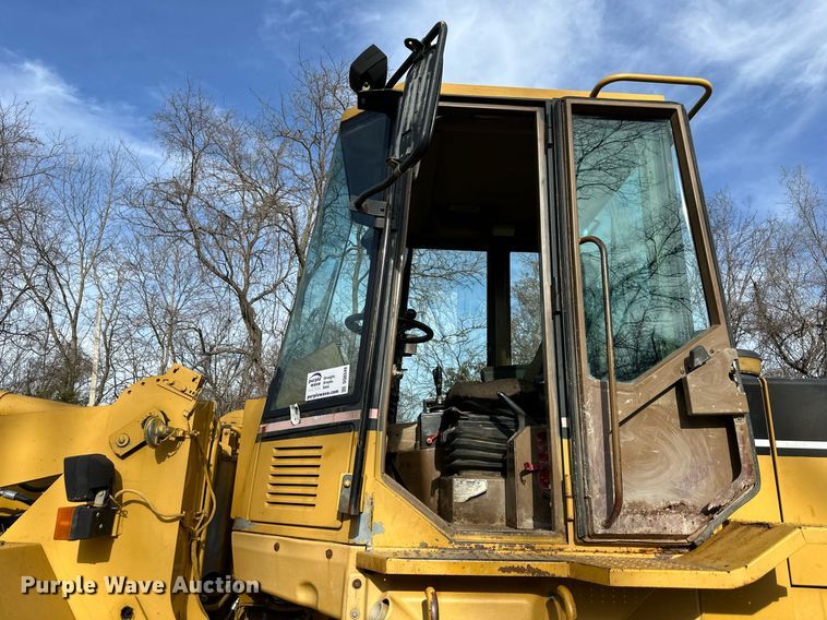 image for item DQ6549 1996 Caterpillar 928F wheel loader