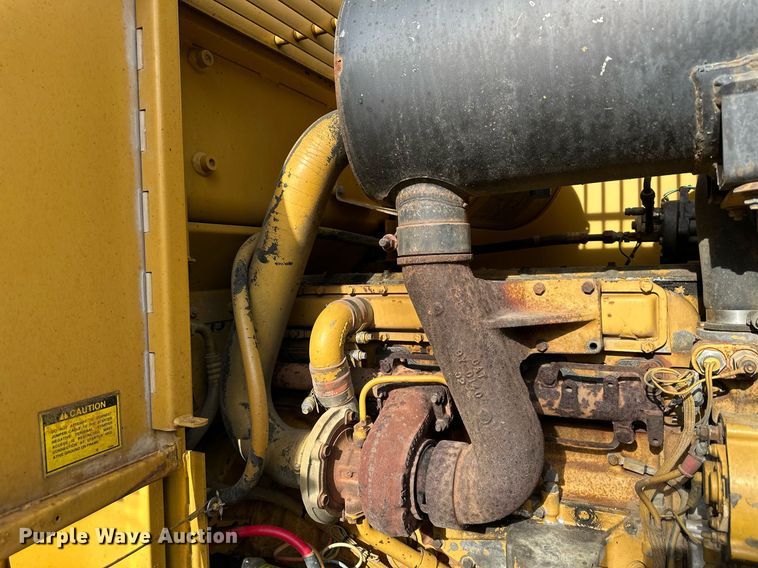 image for item DQ6549 1996 Caterpillar 928F wheel loader