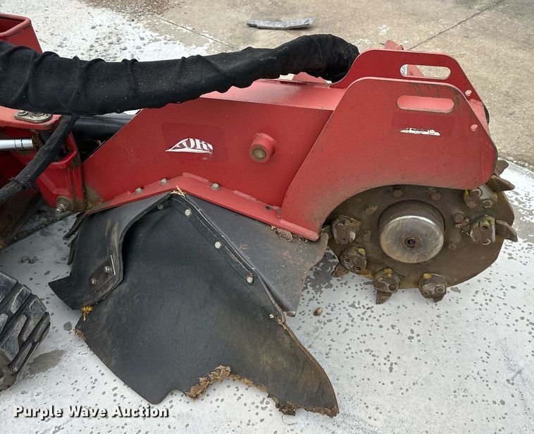 image for item DQ6551 2014 Toro Ingelli-Sweep stump grinder