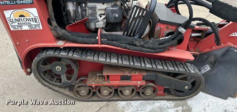 image for item DQ6551 2014 Toro Ingelli-Sweep stump grinder