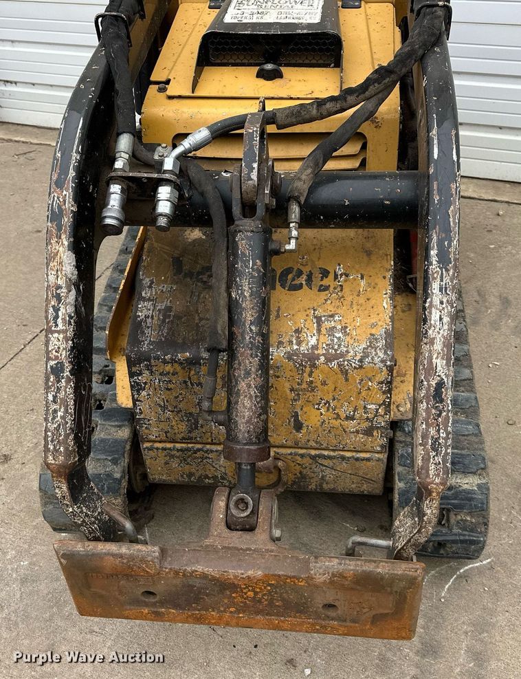 image for item DQ6553 2015 Vermeer S450TX compact utility loader