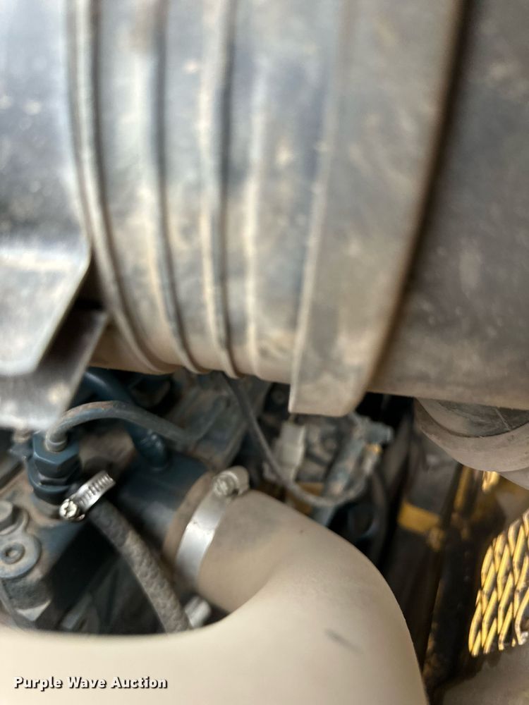 image for item DQ6553 2015 Vermeer S450TX compact utility loader