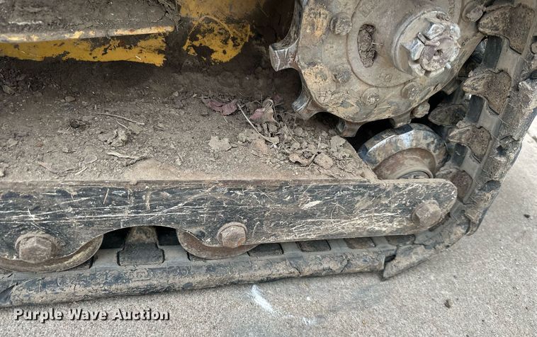 image for item DQ6553 2015 Vermeer S450TX compact utility loader