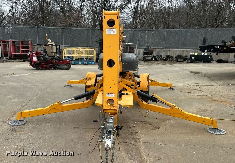 image for item DQ6555 2020 Haulotte 4527A boom lift