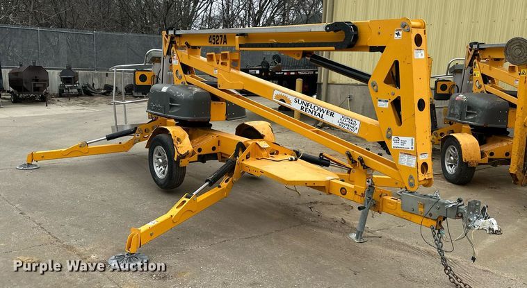 image for item DQ6555 2020 Haulotte 4527A boom lift