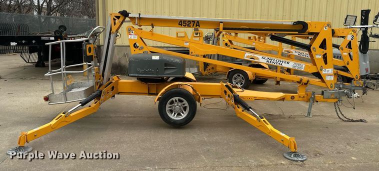 image for item DQ6555 2020 Haulotte 4527A boom lift