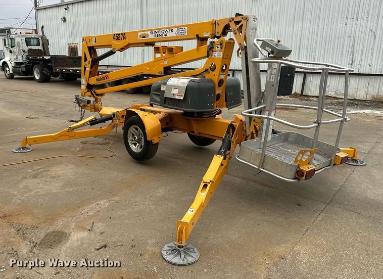 image for item DQ6555 2020 Haulotte 4527A boom lift