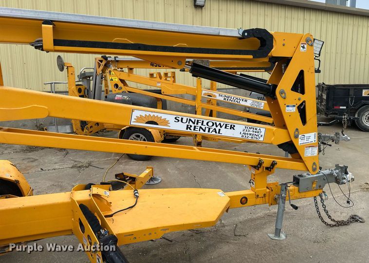 image for item DQ6555 2020 Haulotte 4527A boom lift
