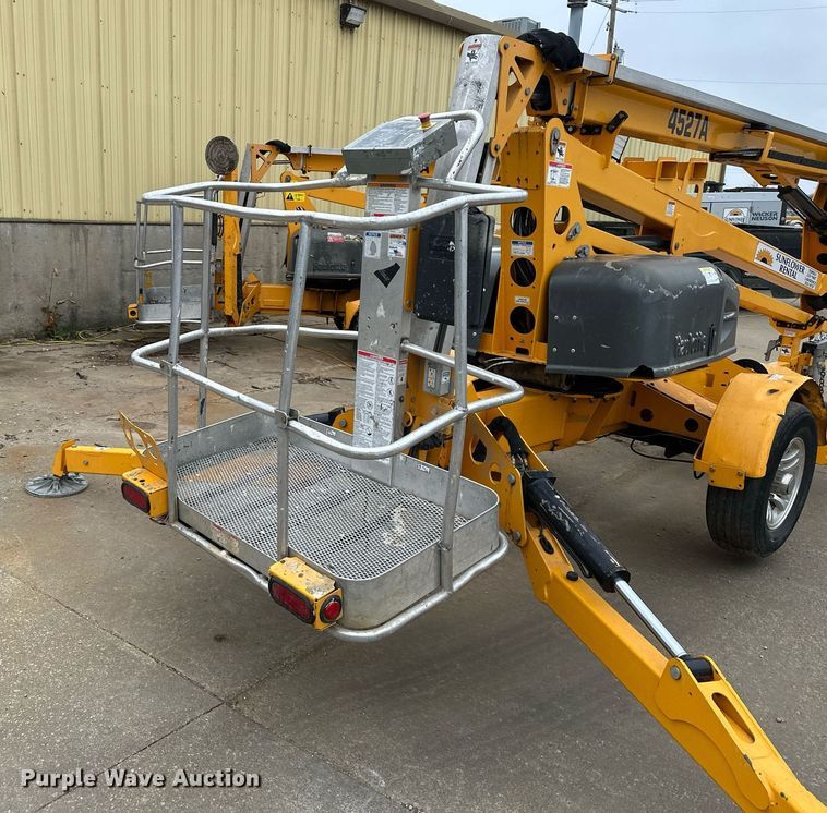 image for item DQ6555 2020 Haulotte 4527A boom lift